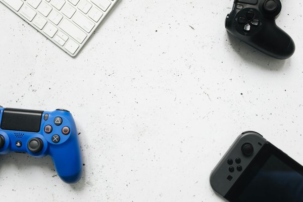 Comparatif des stations d'alimentation vtoman flashspeed 1000 : puissance et autonomie